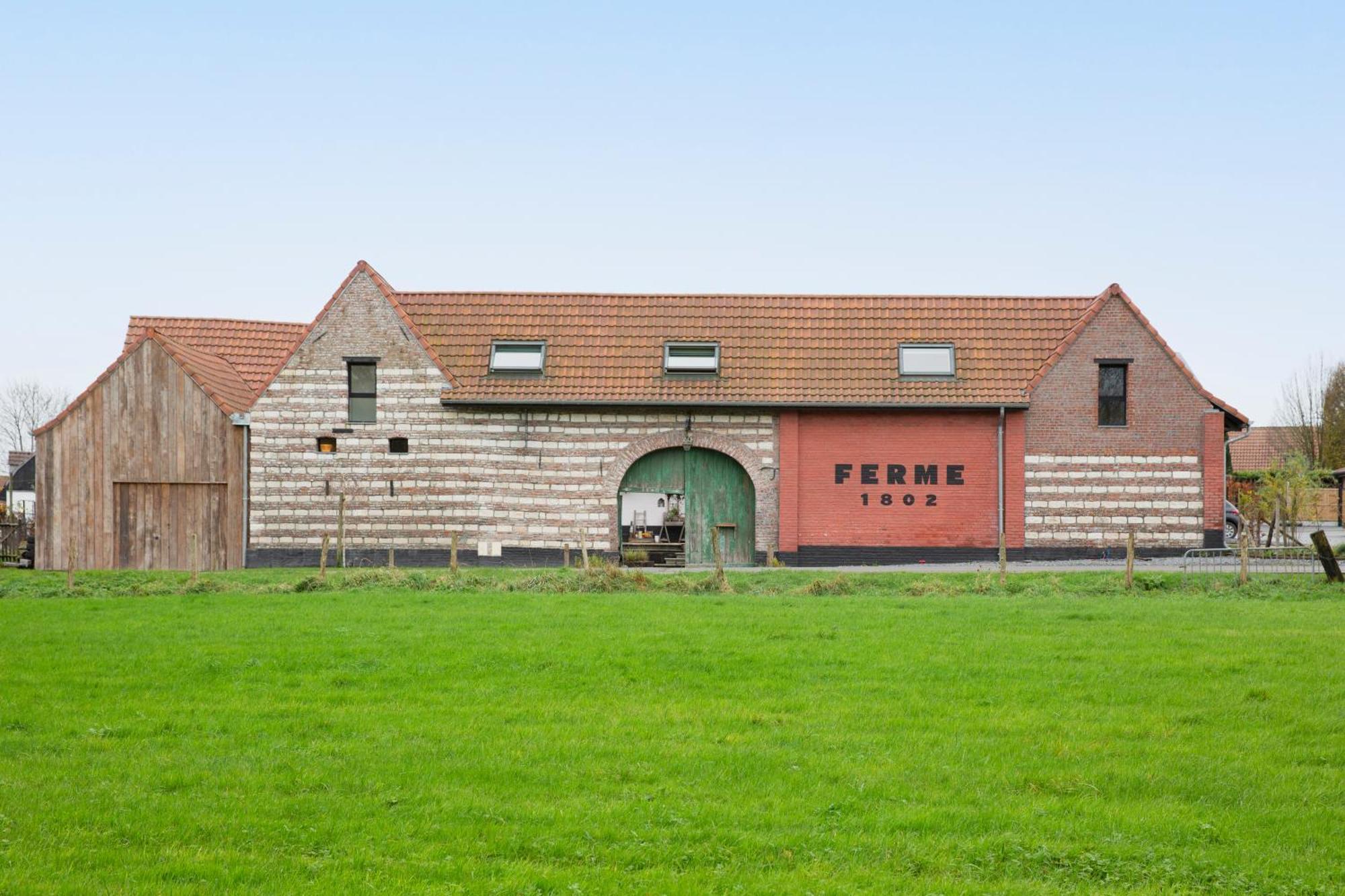 Suite & Spa A La Ferme 1802 Sainghin-en-Mélantois Eksteriør billede